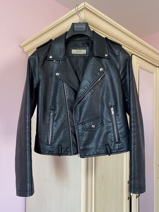 Куртка з еко шкіри чорна, жіноча