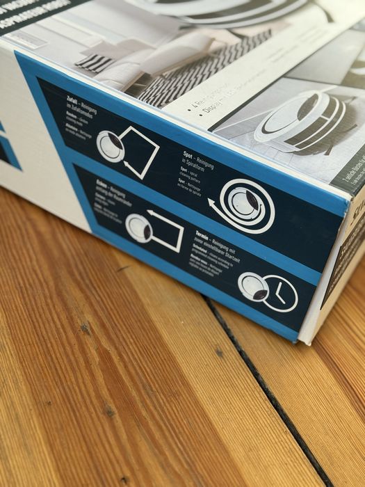 Robot sprzątający odkurzacz Silvercrest