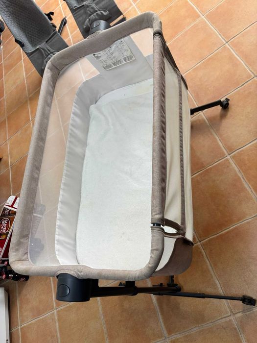 Conjunto bebés – CYBEX / Kinderkraft / Gloop / alcofa – 2 unidades de cada