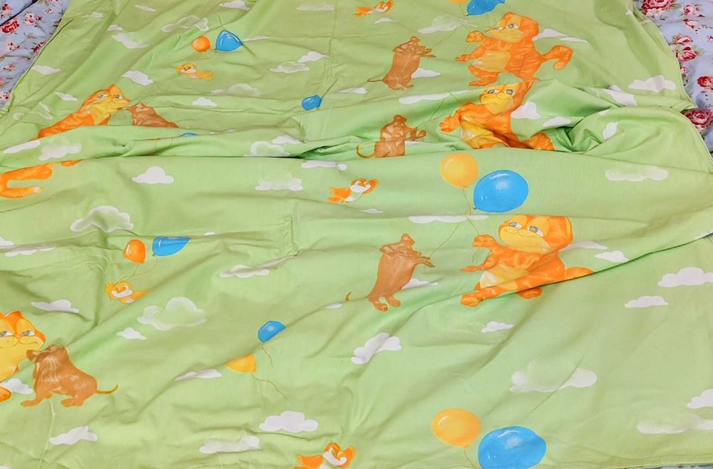 Детский салатовый пододеяльник с кошечкой и собачкой 190х140 хлопок