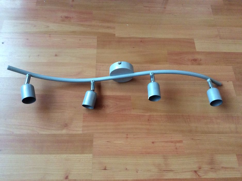 Candeeiro em muito bom estado