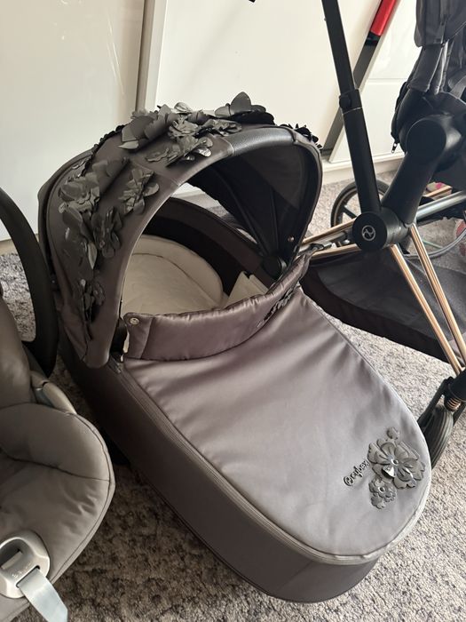 Wózek Cybex Priam 2.0 Simply Flowers