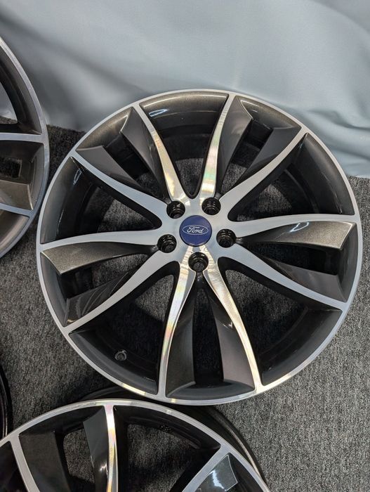 Легкосплавні диски Volvo Ford 5*108 R20 5/108 20 ET 49