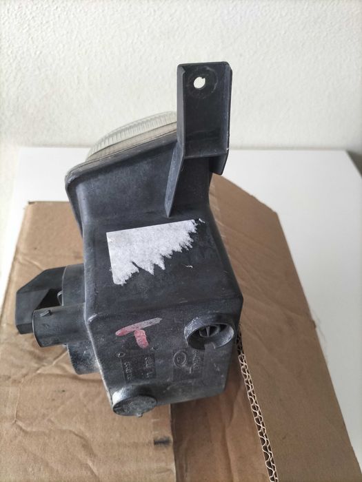 Farol de Nevoeiro Esquerdo Opel Astra