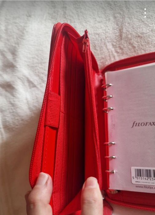 Filofax e Carteira Vermelha