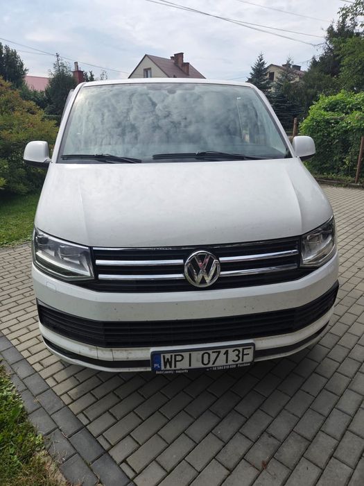 бус Volkswagen t6 2.0 tdi