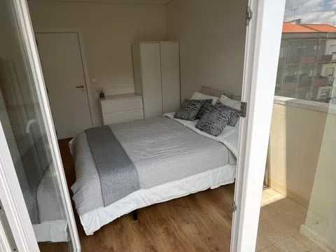 475€ Quarto Individual + VARANDA - ALVERCA DO RIBATEJO