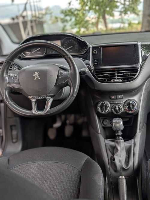 Peugeot 208 1.5 BlueHdi Signature 2019