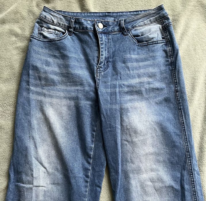 Nowe jeansy, rozmiar L