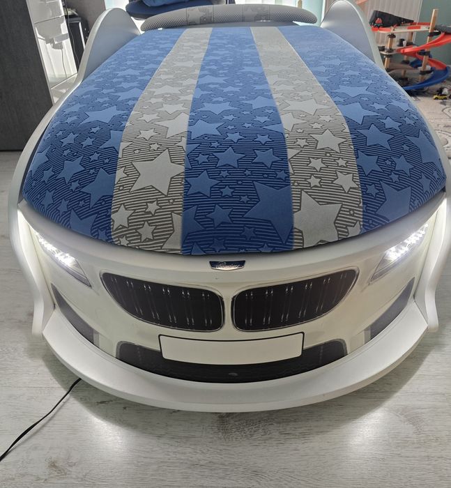 Łóżko dla chłopca bmw