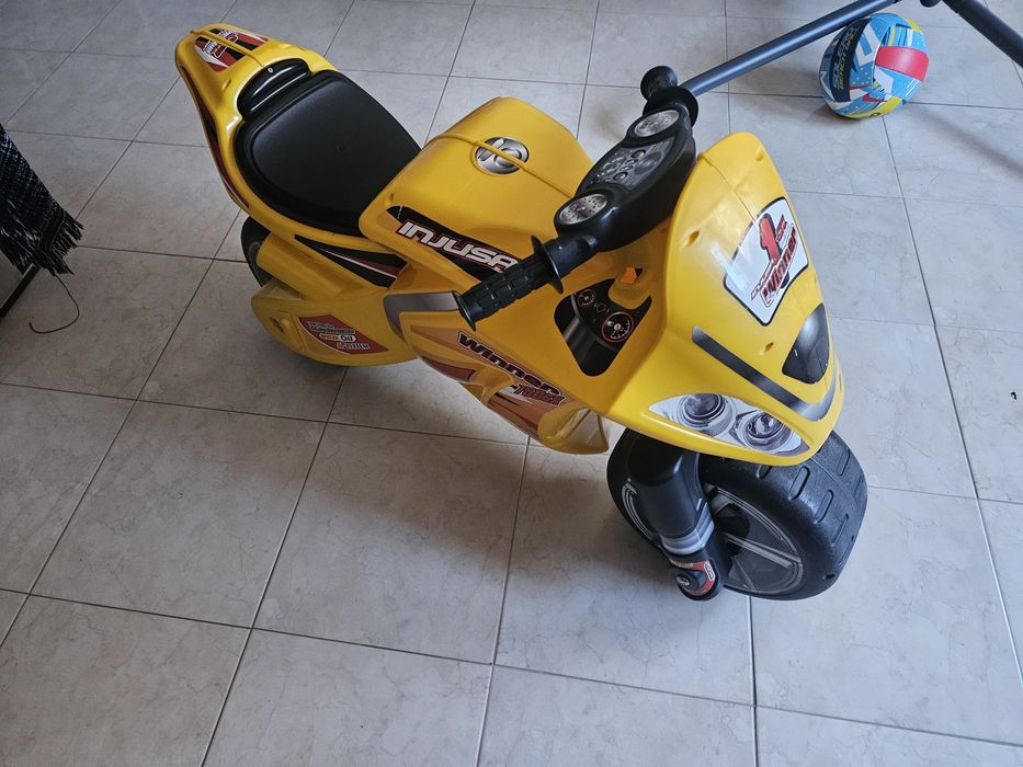 Moto para criança