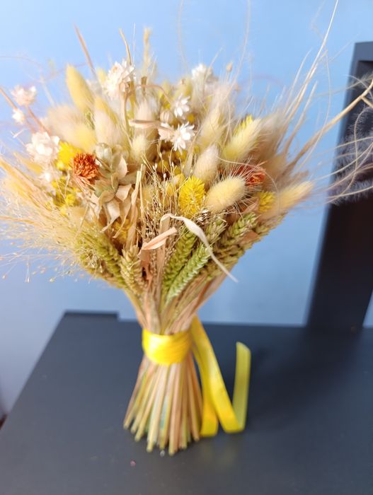 Букети  із сухоцвітів  та стабілізованих рослин
