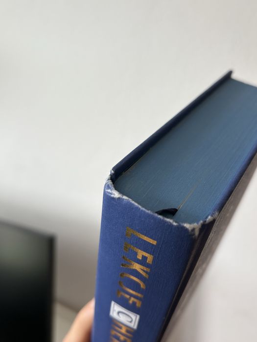 Lekcja chemii barwione brzegi niebieska książka