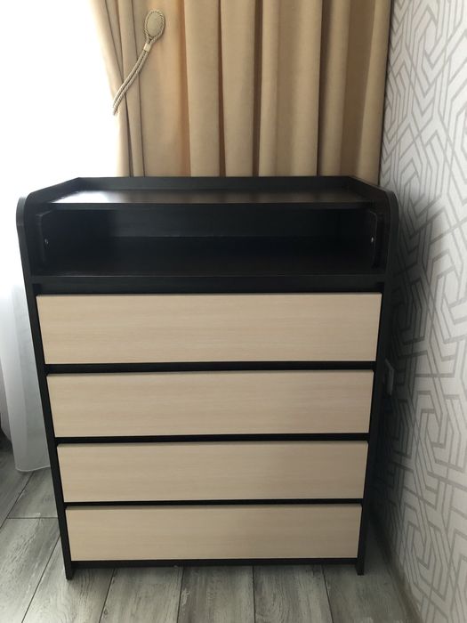 Пеленальний комод