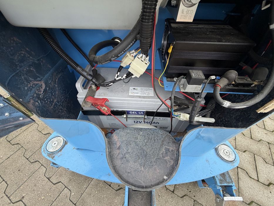 Paleciak elektryczny Hanselifter