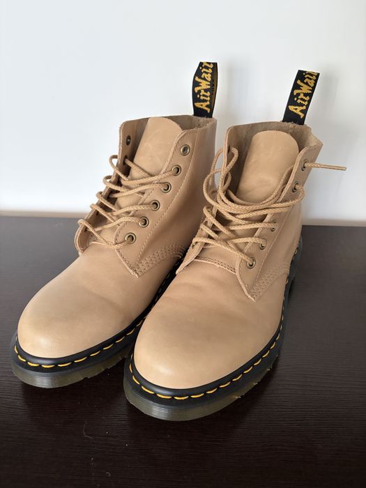 Buty Dr. Martens Carrara 41 unisex