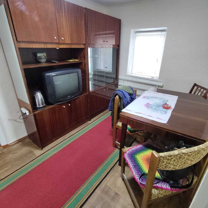 Продаю дім, зроблений ремонт, присутні всі зручності.