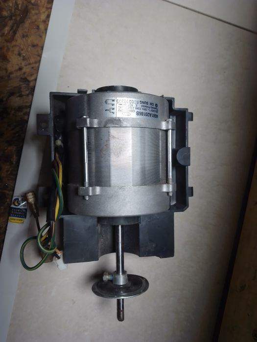 Электрический мотор.