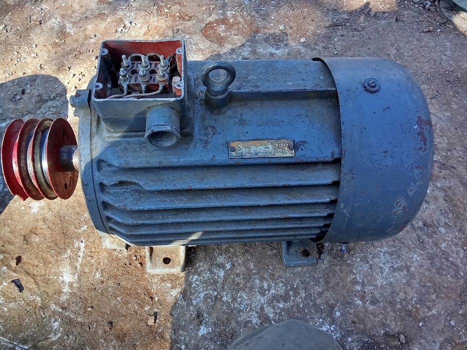 Електродвигун асинхронний