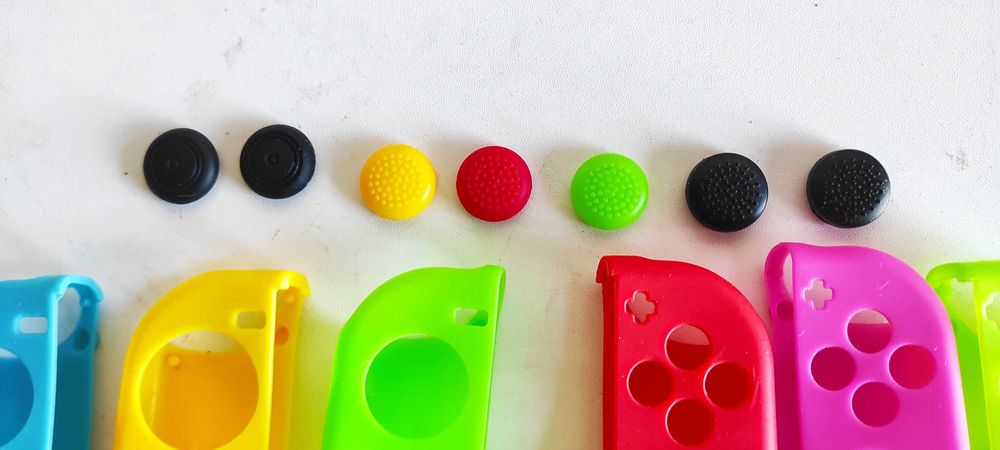 Joy Con Grip / Joycon Protecções   - Nintendo Switch