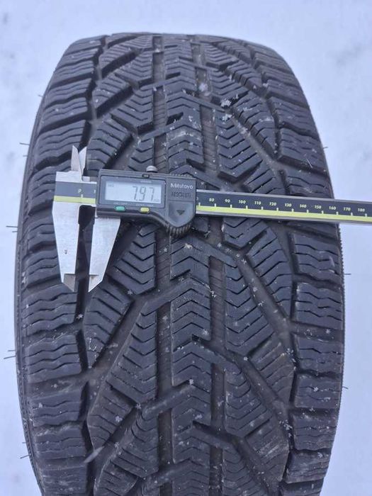 OPONY Kormoran SNOW  225/40/ R 18  92V