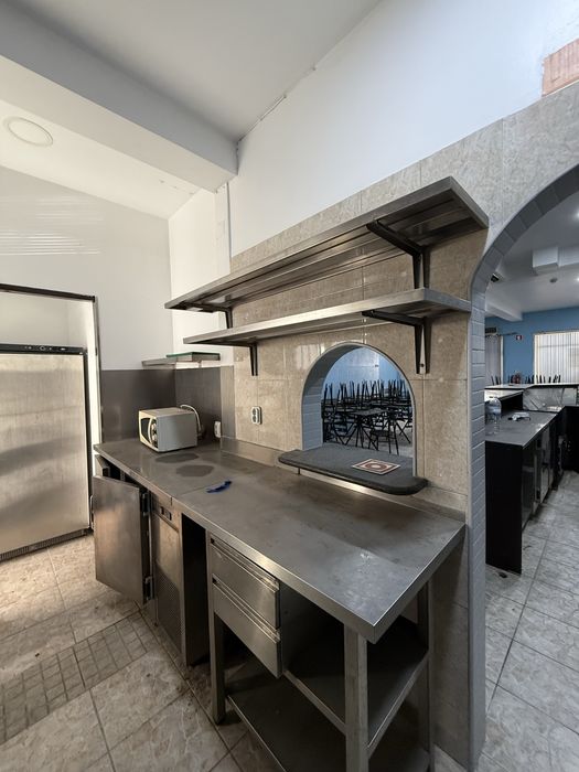 Restaurante totalmente equipado