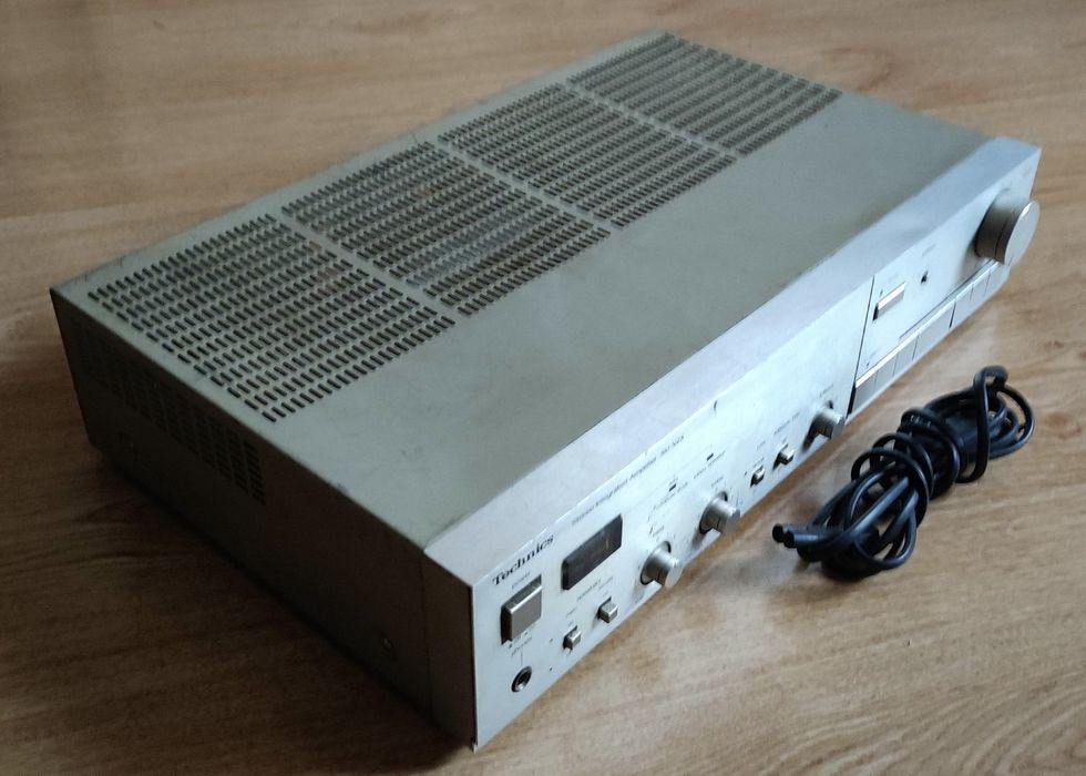 Technics  SU-V2X