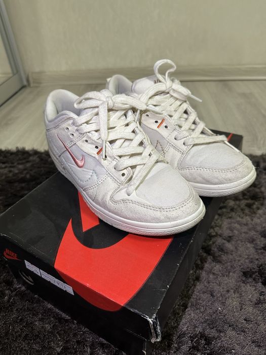 Nike sb dunk low disrupt 2 cream white red