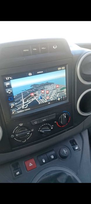 Berlingo de 3 lugares longa adblue l1.6 HDI 2010