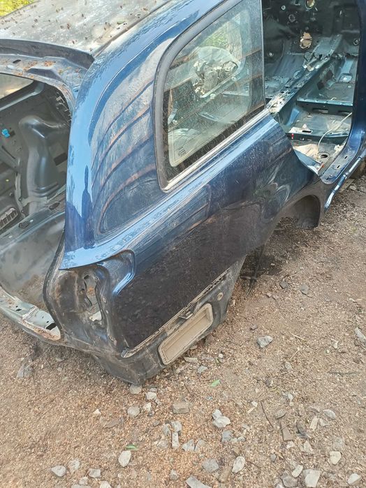 Чверть задня права тойота авенсіс т25 четверть кузова avensis