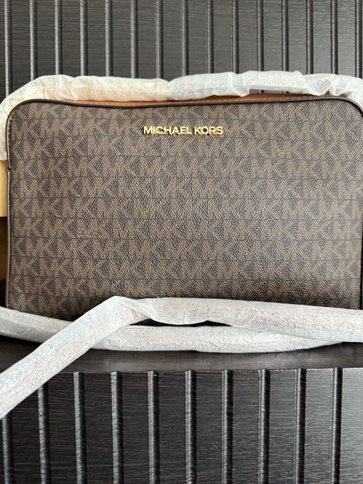 Сумка Michael Kors Jet set item