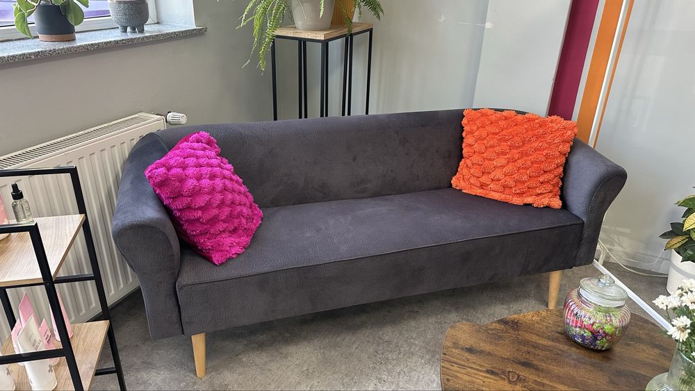 Sofa w stanie idealnym, szara