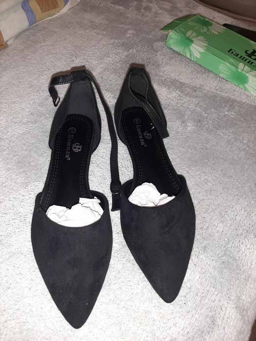 Балетки нові велюр.