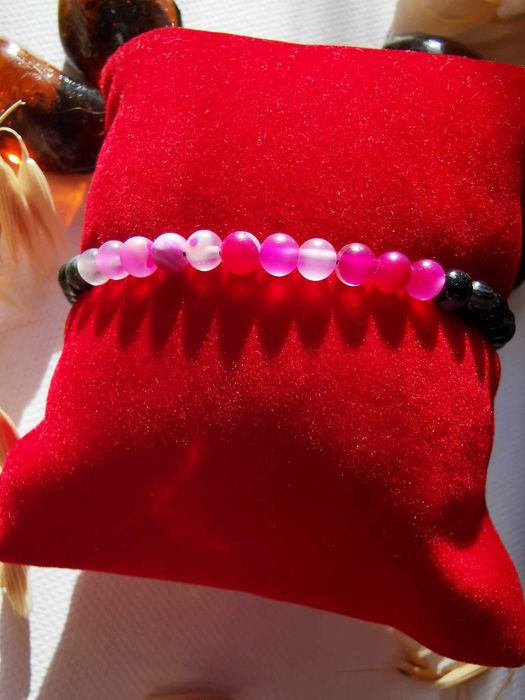 Bransoletka z małych agatów