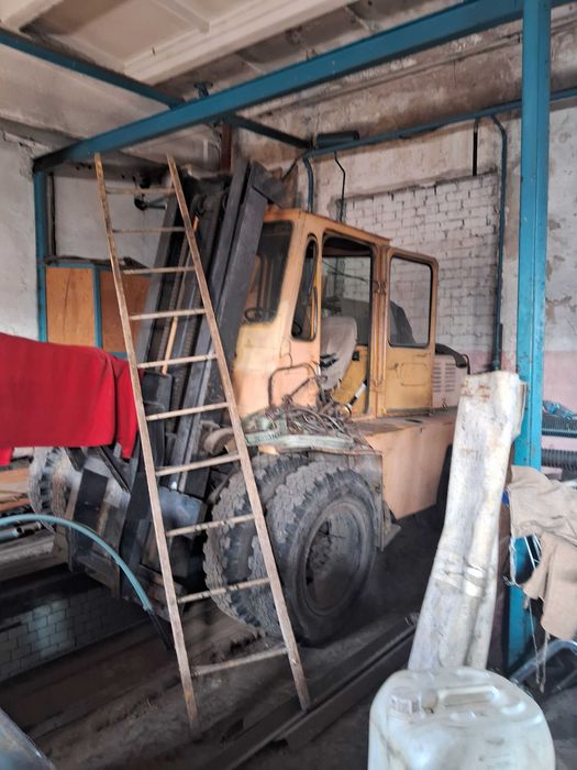 Автонавантажувач львівський