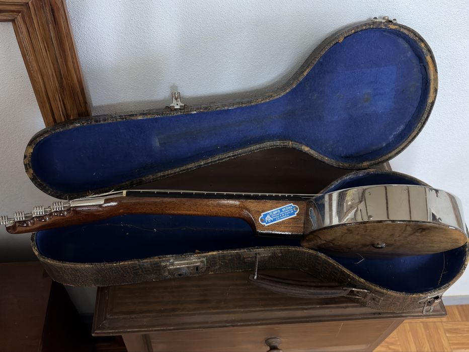 Banjo-Mandolim Antigo (Banjolin) com estojo original