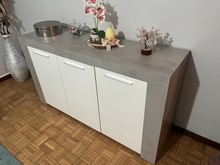 Sala completa de jantar