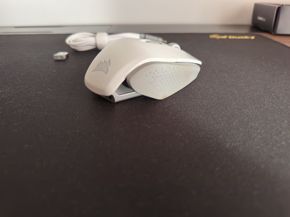 Rato Corsair M65 RGB Elite Wireless
