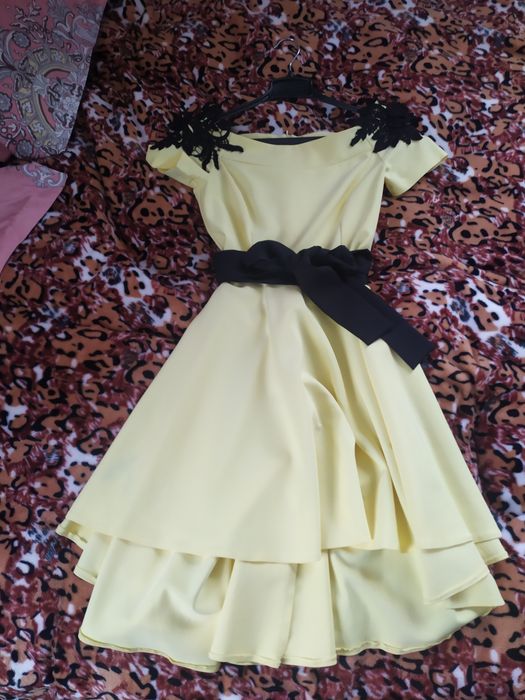 Плаття для дівчини