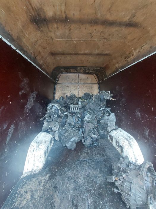 Кпп коробка передач фольксваген фольцваген гольф 4 gilf  1.4 1.6 DUW