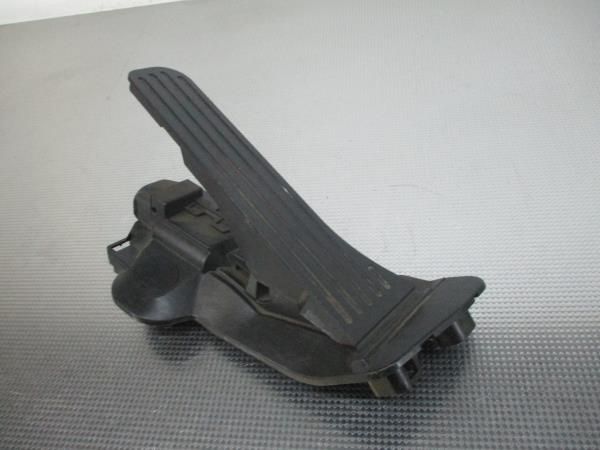 Pedal do acelerador VOLKSWAGEN Golf V (1K1)