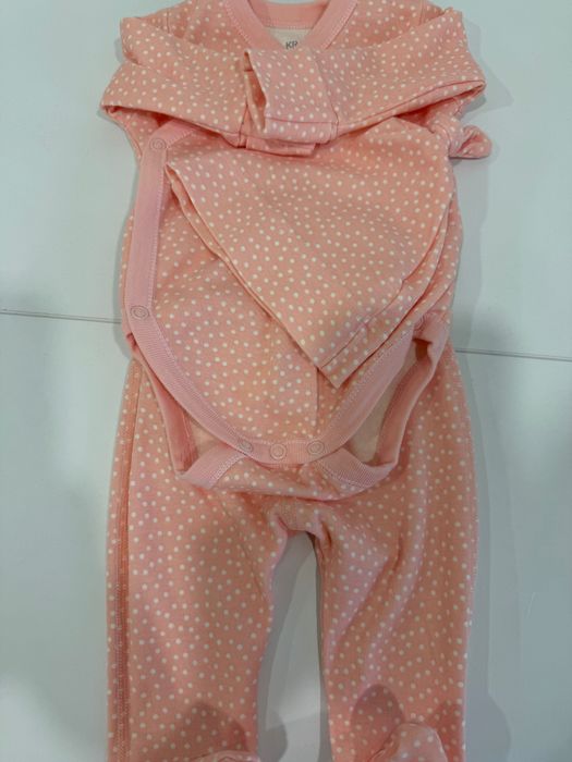 Комплект для немовлят "Рожеві горошки"