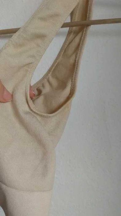 Beżowy kremowy stanik sportowy Gree Nice S M