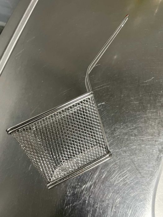 UTENSILIOS HOTELARIA - CESTOS, JARRO, TAÇA