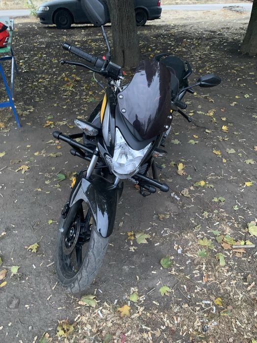 Продам мотоцикл лифан кп 200 стан нового