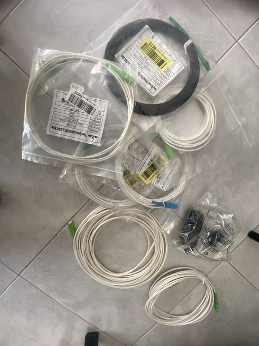 Optical Cables of Various Sizes64750663656707121