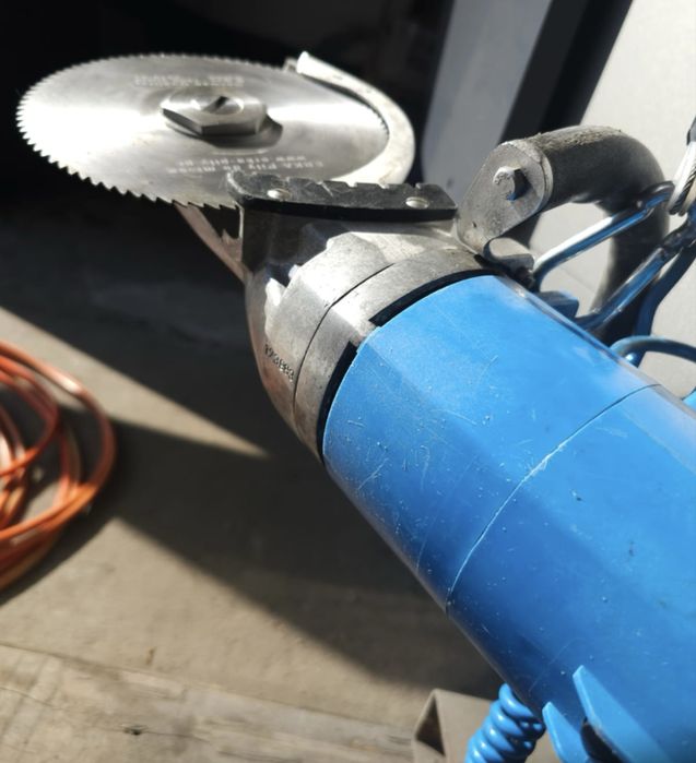 Пила для мяса і кості