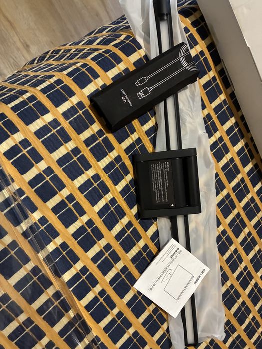 Luz de monitor na caixa de origem