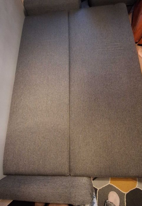 Trzyosobowa kanapa z funkcja spania