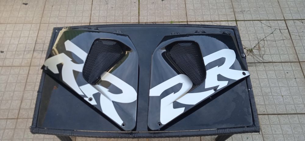 Carnagensl (depósito combustível 150€)para Honda CBR 900(sc33)